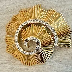 Vintage Trifari “Swirl” Ruffled Gold Tone Brooch with Rhinestones